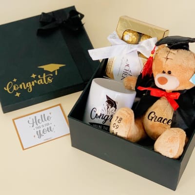 BOX CONGRATS GRAD