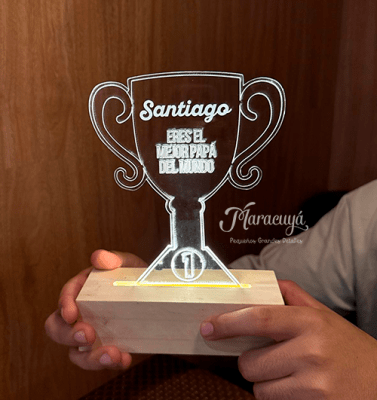 LAMPARA TROFEO PAPA