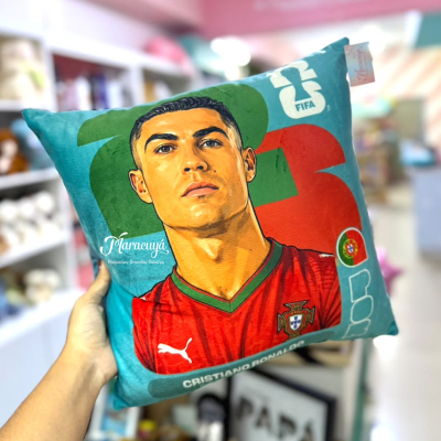 ALMOHADA GRANDE CR7