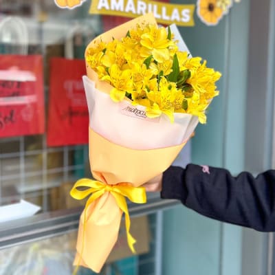 RAMO ASTROMELIAS AMARILLAS