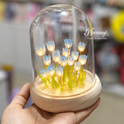 LÁMPARA TULIPÁN EN CUPULA Y CAJA DE REGALO
