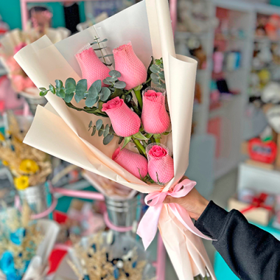 RAMO 6 ROSAS ROSADAS