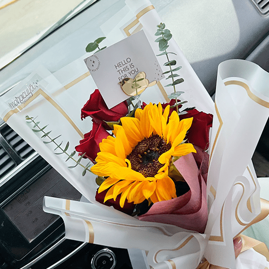 RAMO MIX ROSAS Y GIRASOL2