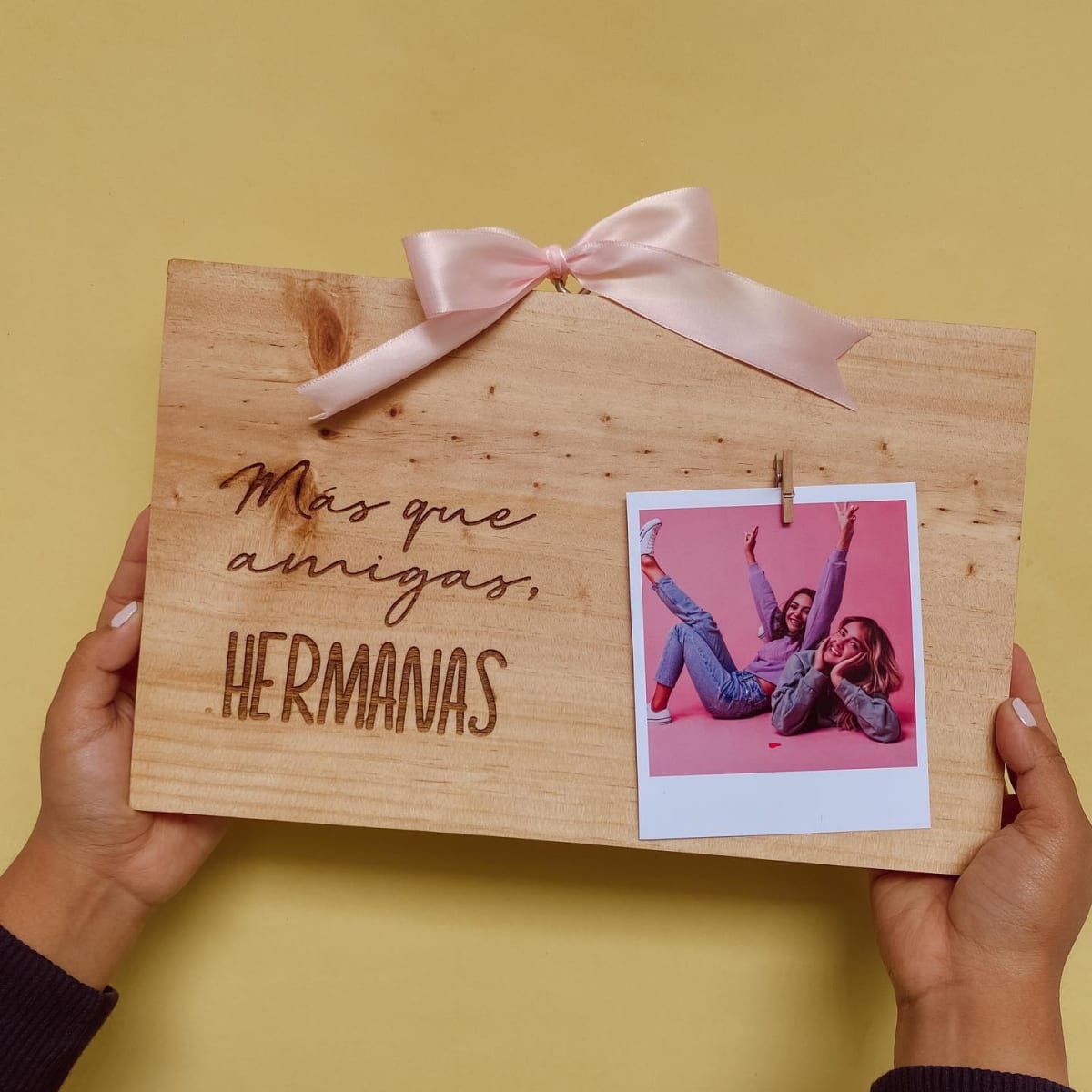 PLACA PORTAFOTO AMIGAS1