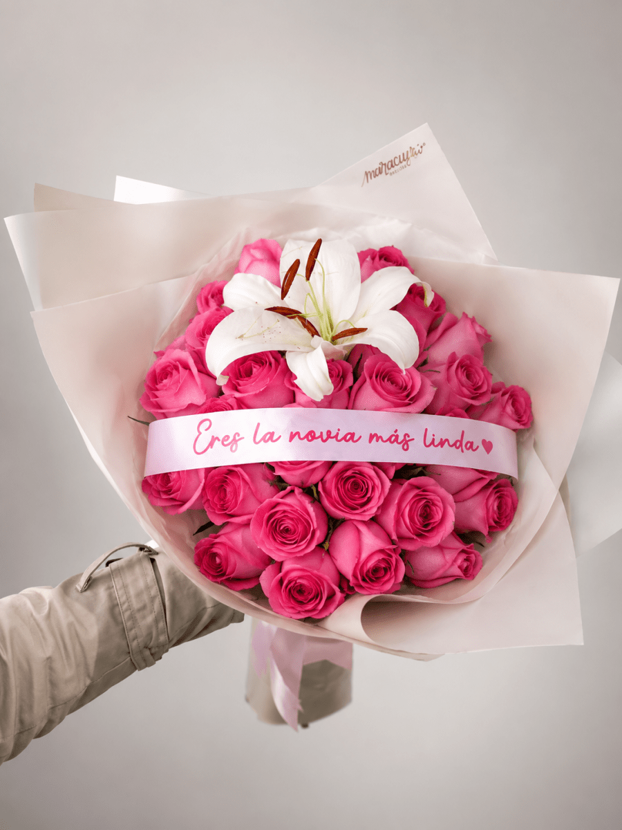RAMO MENSAJERO GIRLY 25 ROSAS1