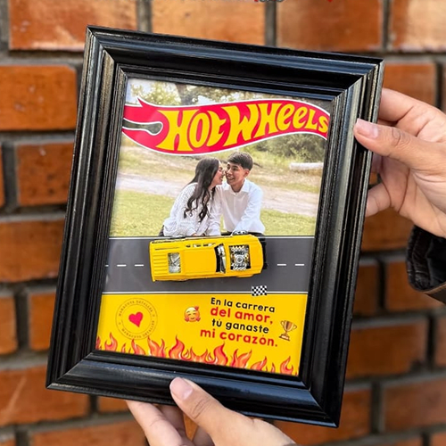 CUADRO PERSONALIZADO HOT WHEELS COLOR1
