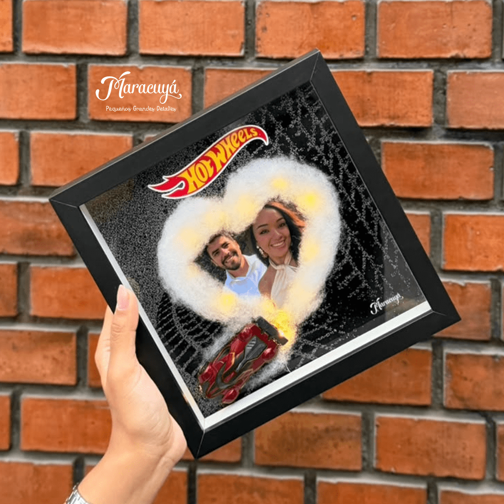 CUADRO LOVELY HOT WHEELS1