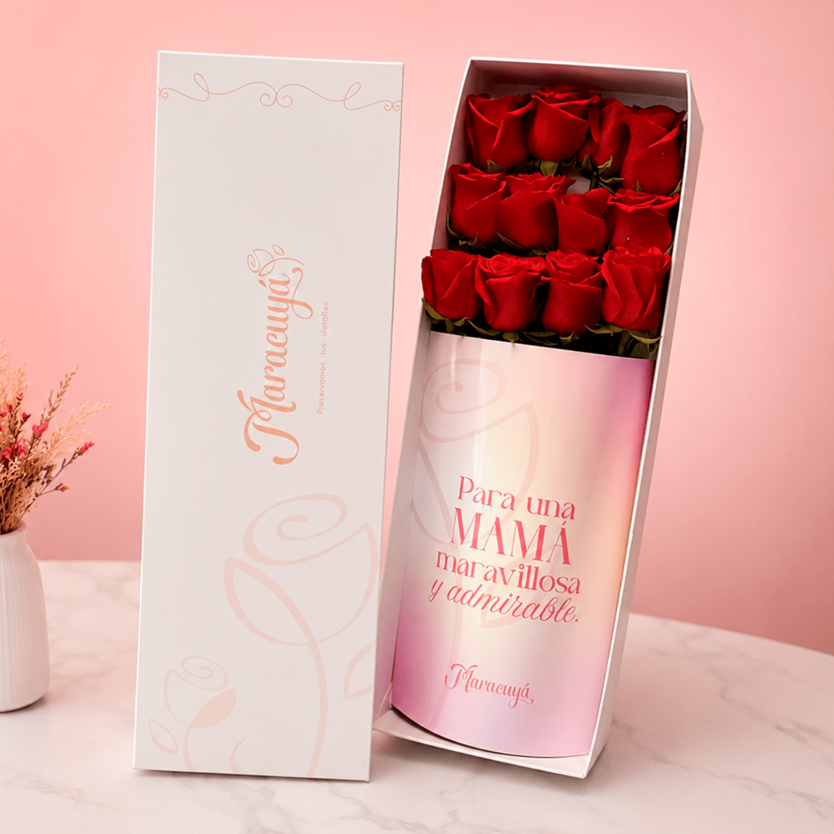 CAJA LARGA 12 ROSAS MAMÁ ADMIRABLE1