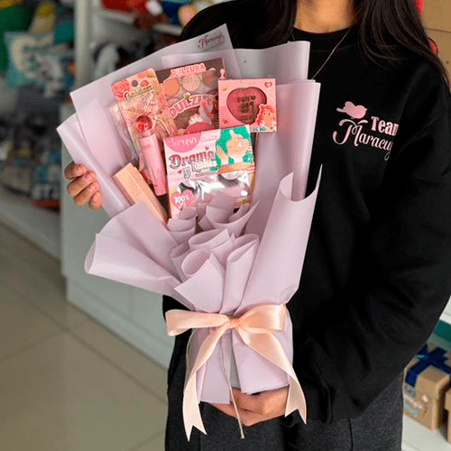 RAMO DE MAQUILLAJE LILI2