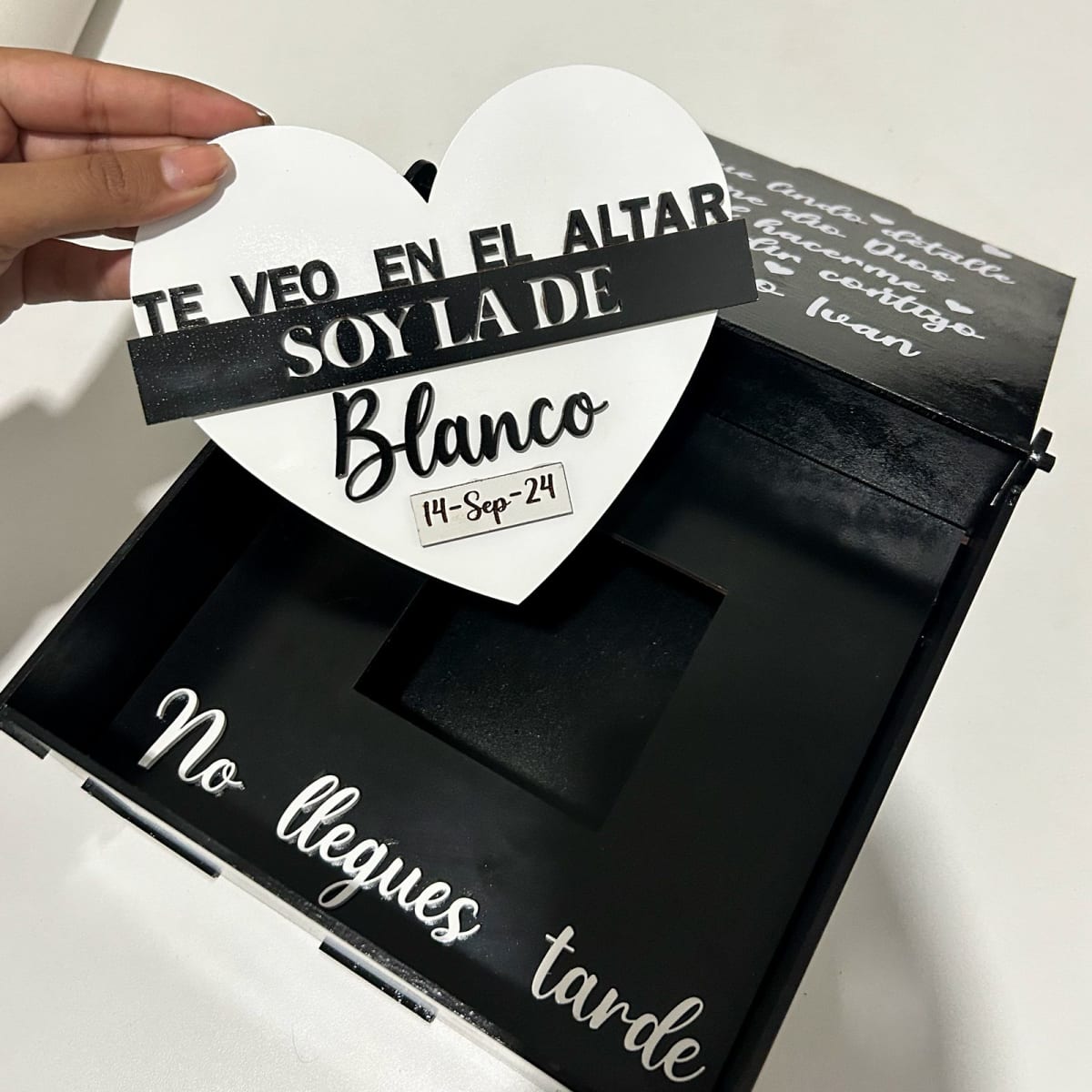 CAJA PARA RELOJ DE COMPROMISO2