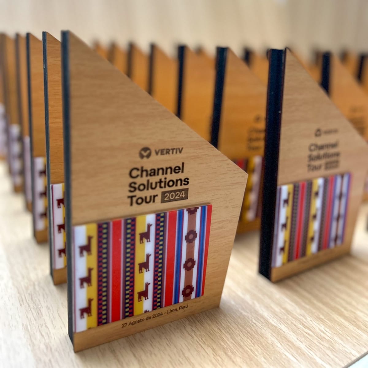 TROFEOS PERSONALIZADOS1