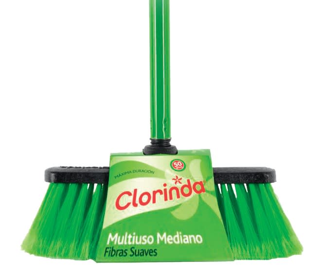 CLORINDA ESCOBILLÓN MEDIANO FIBRA SUAVE MANGO METÁLICO1