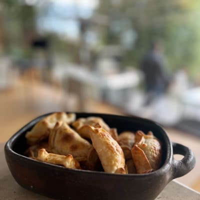 Empanadas cocktail queso