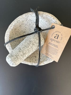 Mortero piedra de río L 20 cms