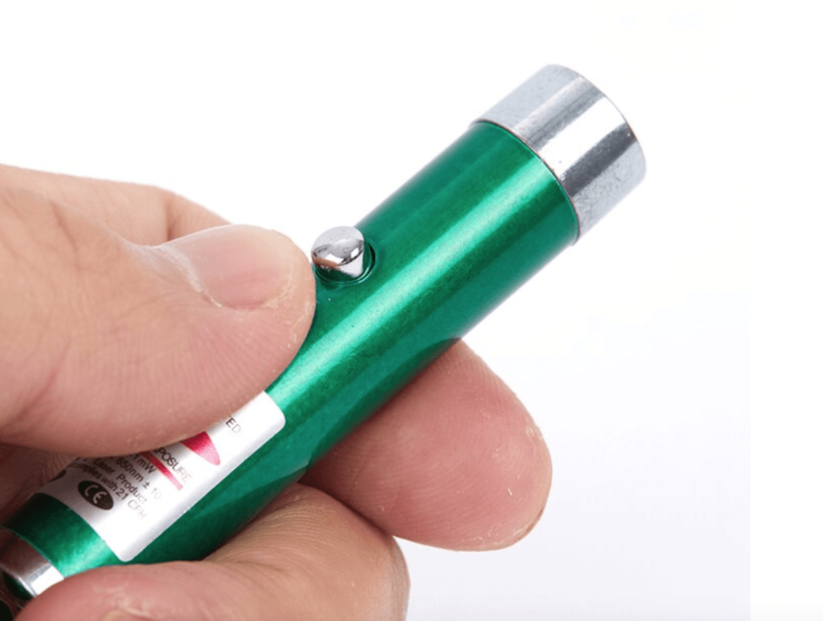 Puntero Laser + Linterna + UV a Pila1