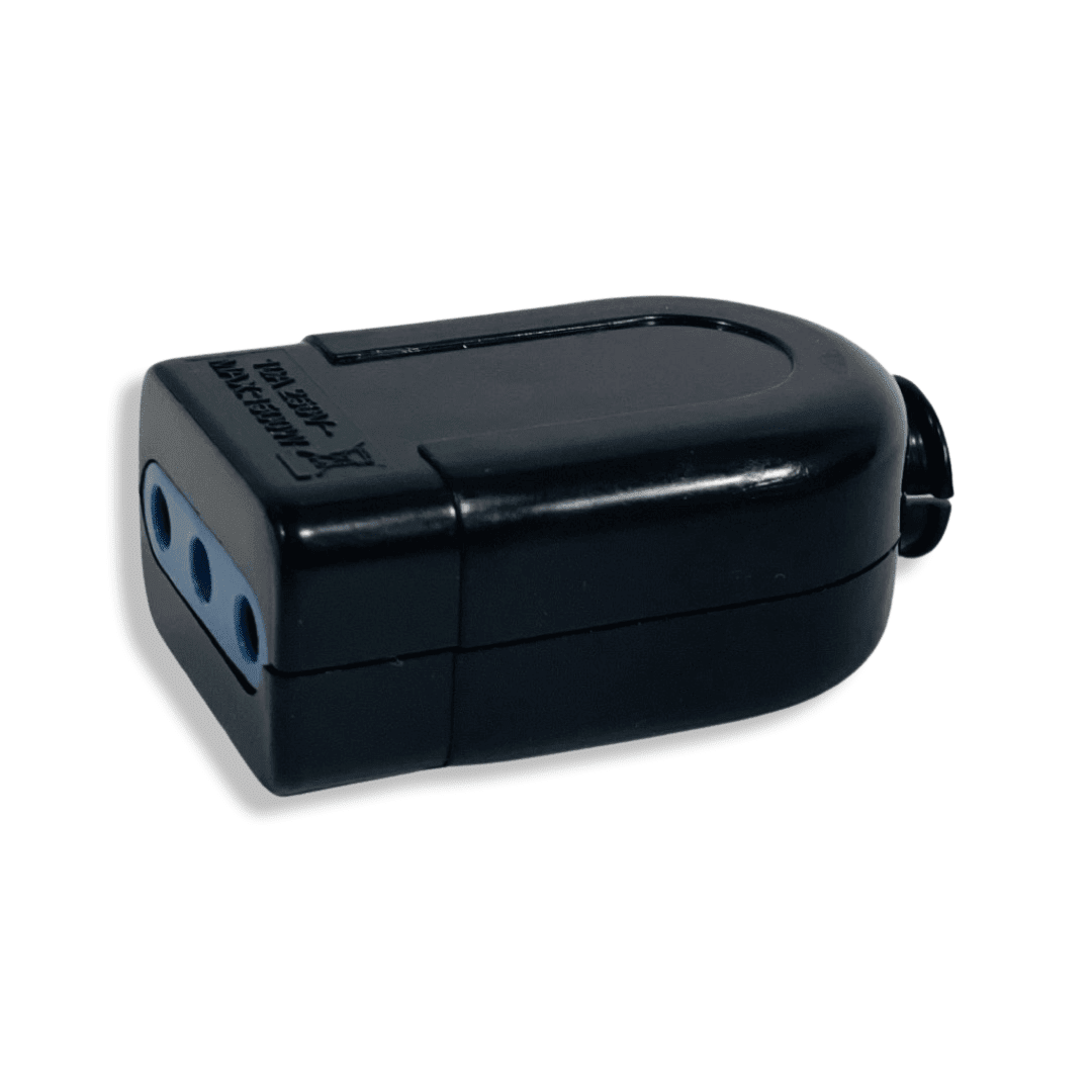 Enchufe Hembra Simple1