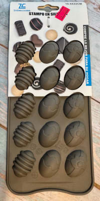 Molde huevos pequeños