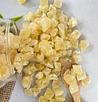 PIÑA CONFITADA EN CUBOS