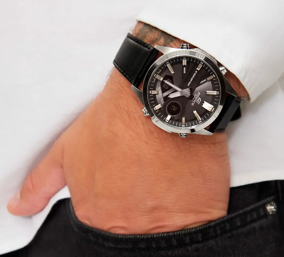 Reloj EDIFICE EFV-C120L-8A Acero Hombre Plateado3