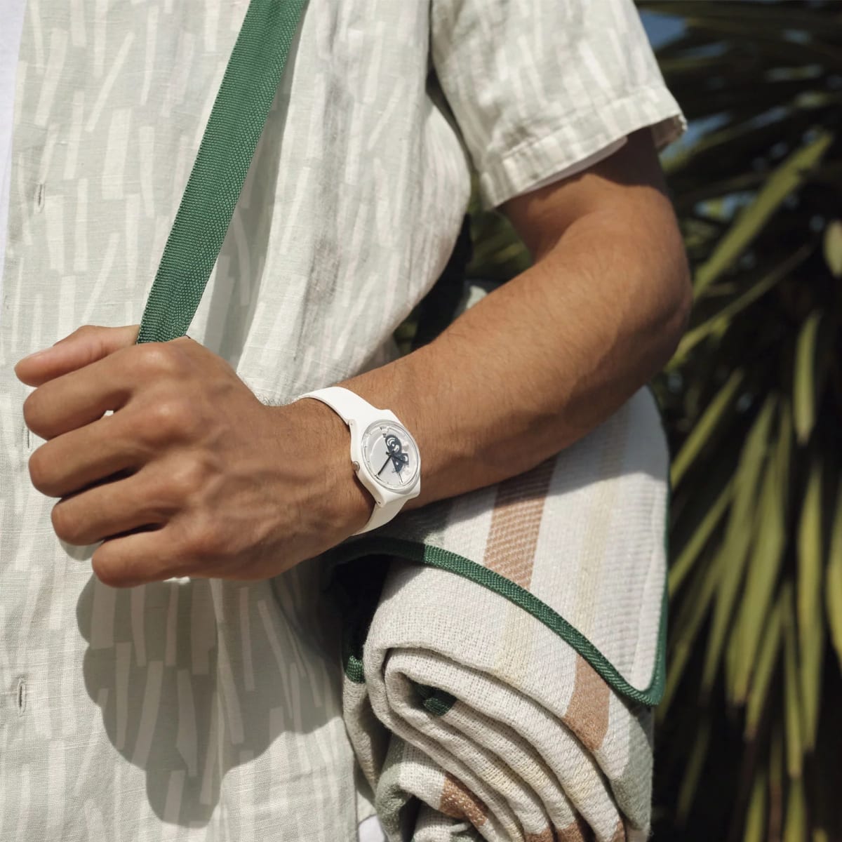 Reloj SWATCH LIVE TIME WHITE SO31W101 Blanco4