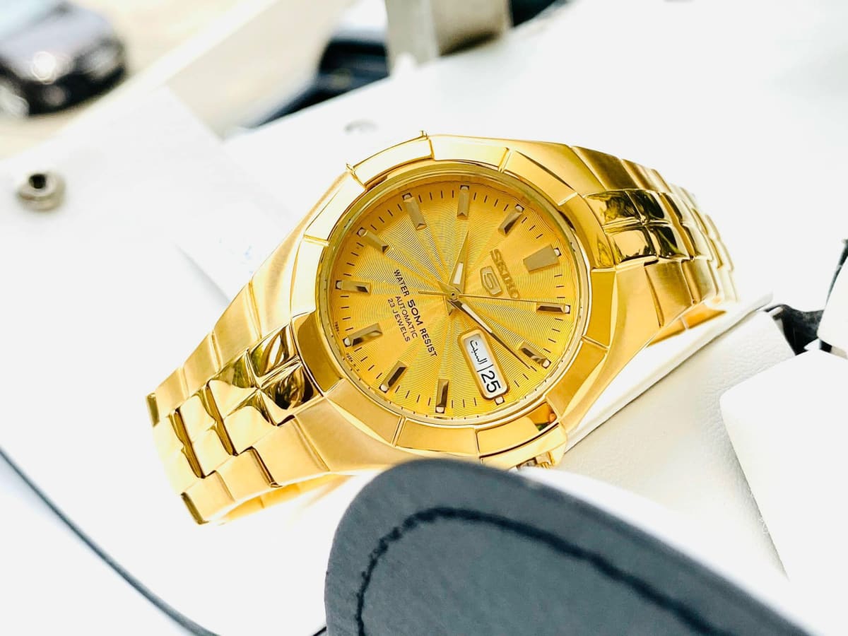 Reloj SEIKO 5 SNZE32K1S Automático Acero Hombre Dorado9