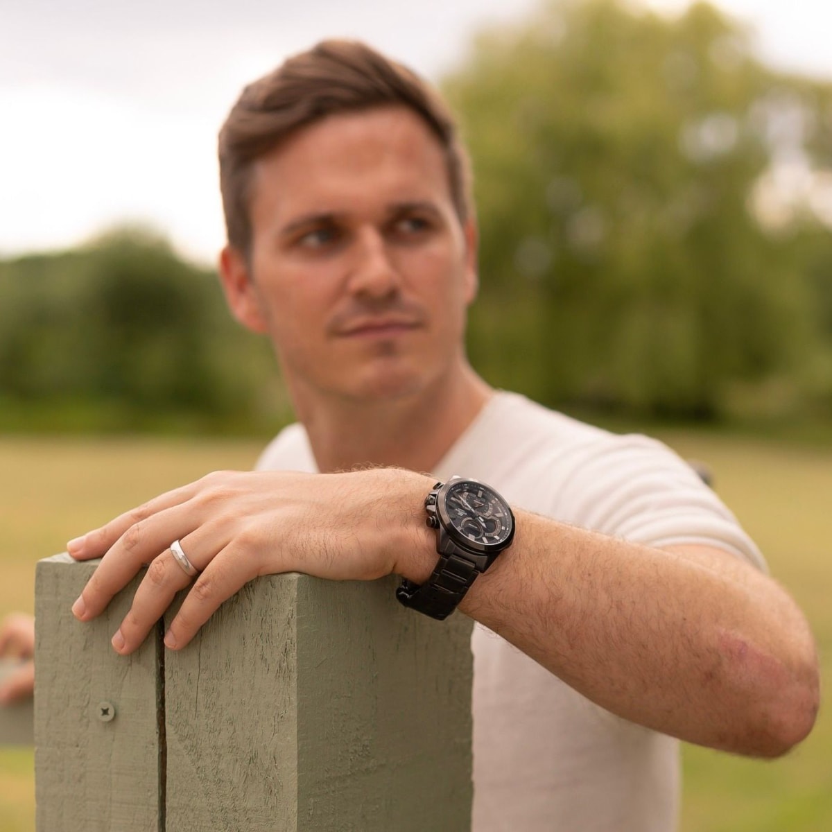 Reloj EDIFICE ECB-30DC-1A Acero Hombre Negro4