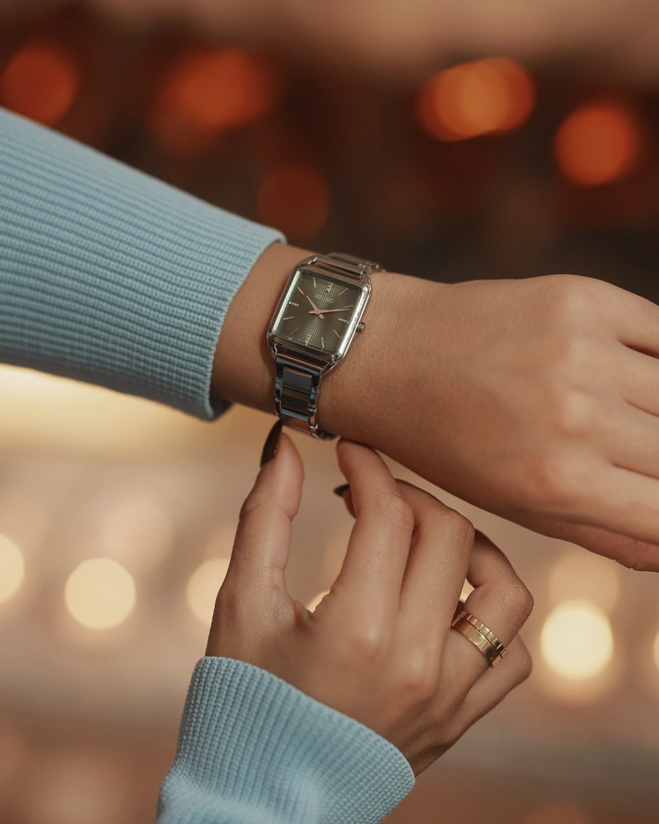 Reloj SEIKO SWR075P1 Cuarzo Acero Mujer Plateado5