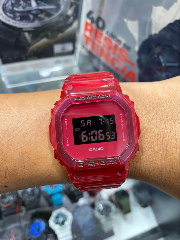 Reloj G-SHOCK DW-5600SB-4D Resina Hombre Rojo2