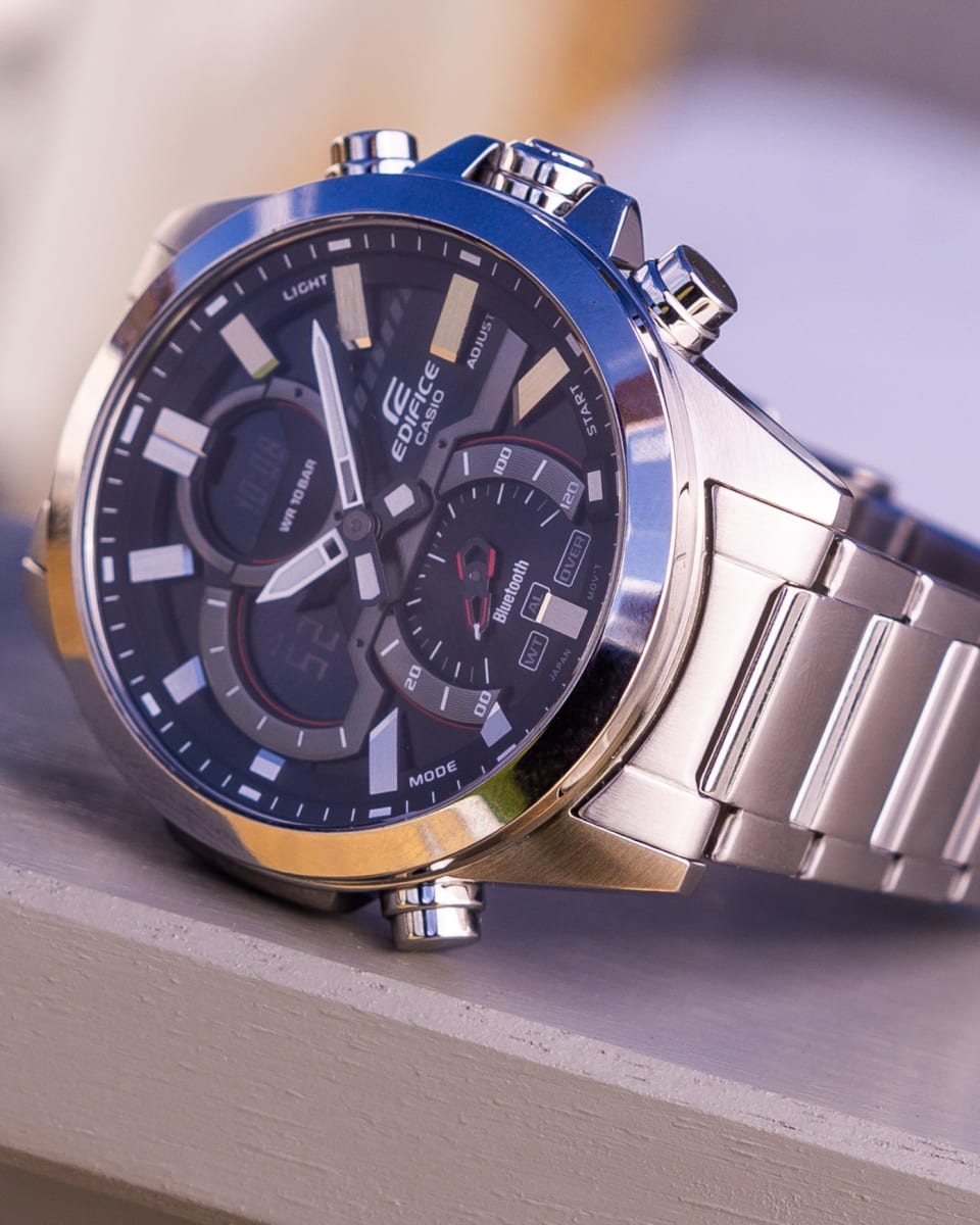 Reloj EDIFICE ECB-30D-1A Acero Hombre Plateado3