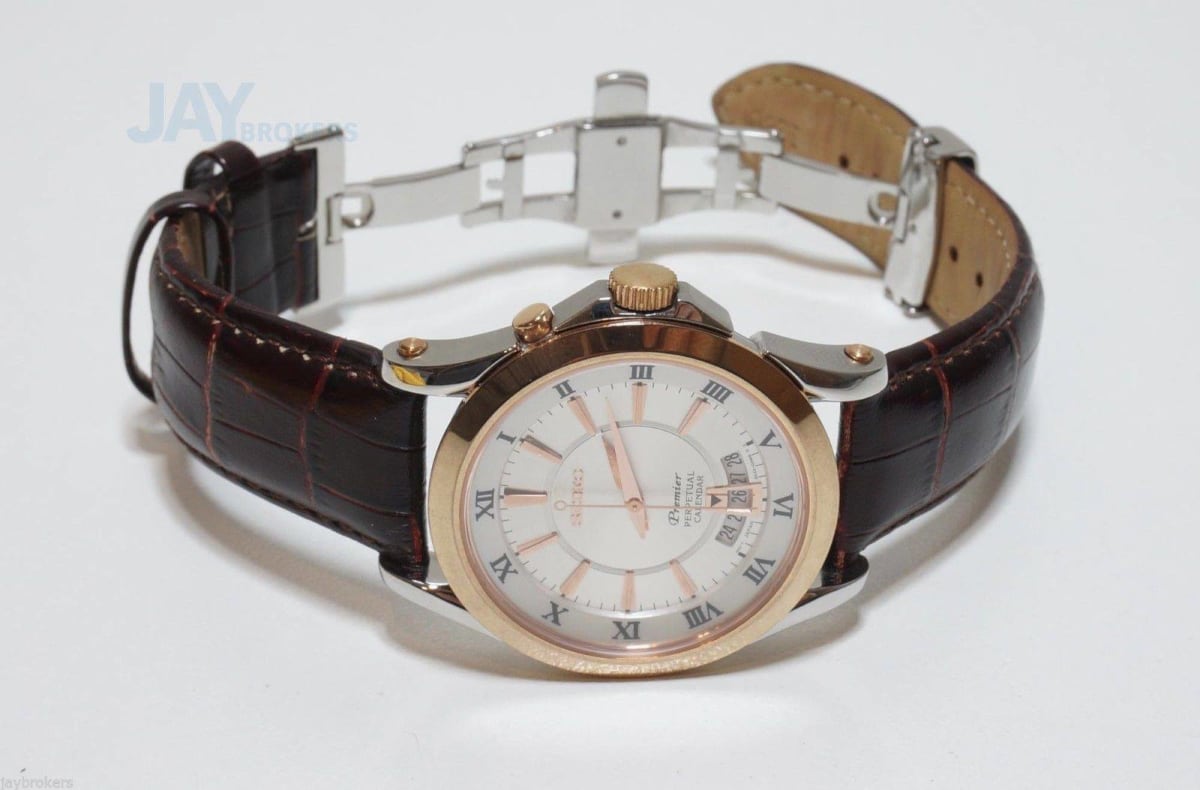 Reloj SEIKO PREMIER SNQ126P1 Calendario Perpetuo Cuero Hombre Oro Rosa4