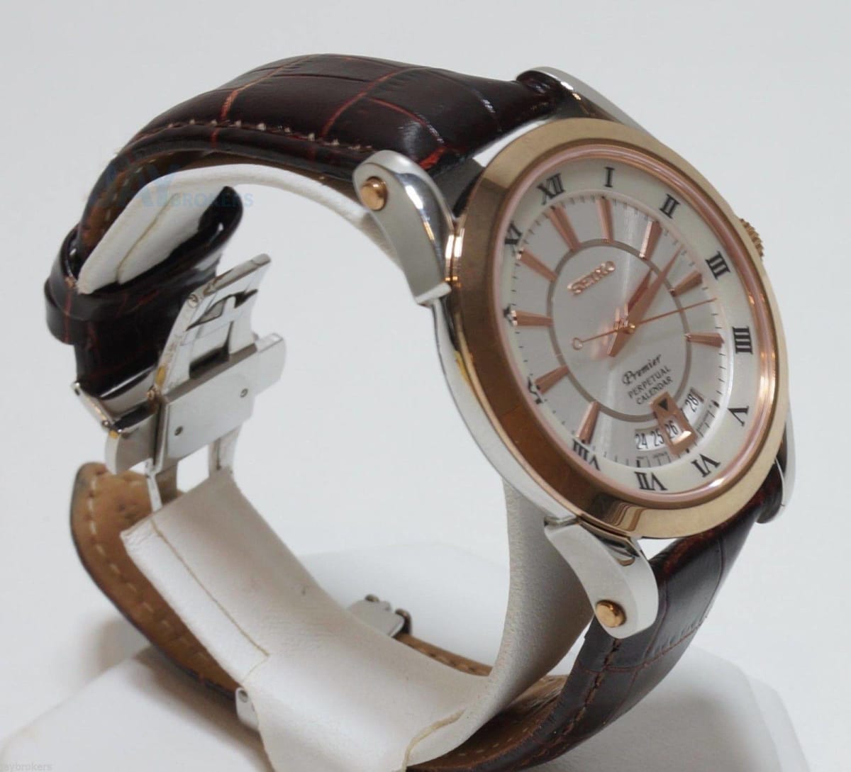 Reloj SEIKO PREMIER SNQ126P1 Calendario Perpetuo Cuero Hombre Oro Rosa6