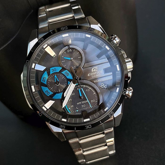 Reloj EDIFICE EQS-940DB-1B Acero Hombre Plateado3