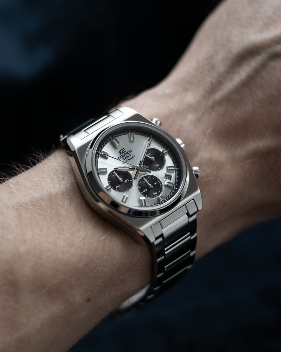 Reloj EDIFICE EFB-730D-7A Acero Hombre Plateado2