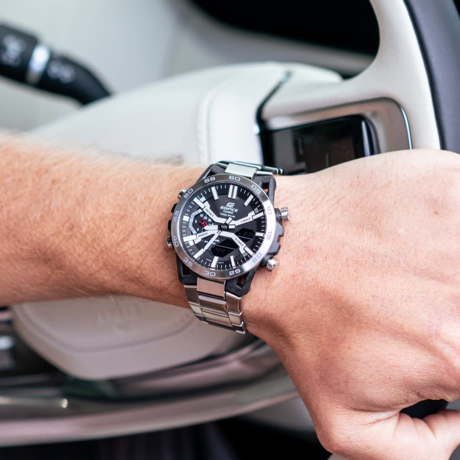 Reloj EDIFICE ECB-2000D-1A Acero Hombre Plateado4