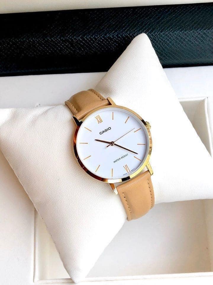 Reloj CASIO Regular LTP-VT01GL-7B Acero Mujer Dorado2