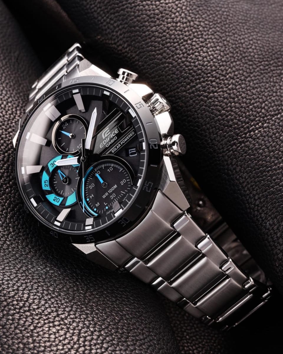 Reloj EDIFICE EQS-940DB-1B Acero Hombre Plateado2