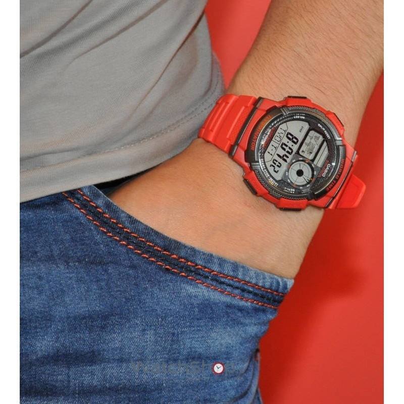 Reloj CASIO Regular AE-1000W-4A Resina Juvenil Rojo3