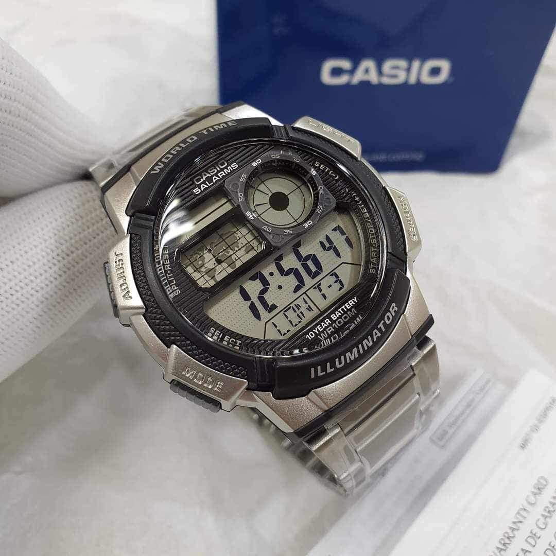Reloj CASIO Regular AE-1000WD-1A Resina Juvenil Plateado6