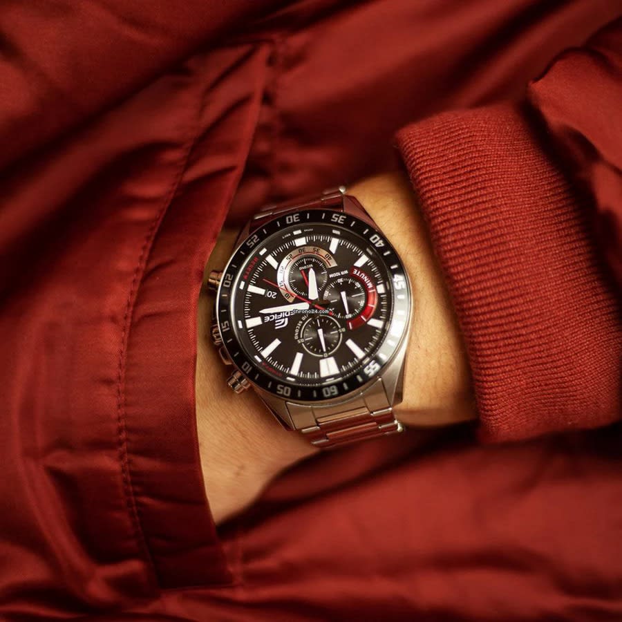 Reloj EDIFICE EFV-620D-1A4 Acero Hombre Plateado3