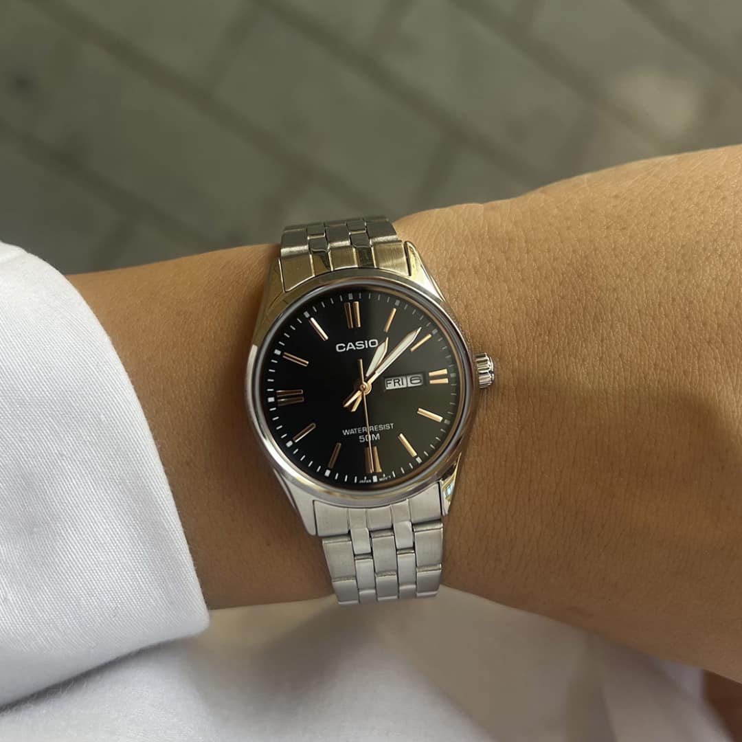 Reloj CASIO Regular LTP-1335D-1A2 Acero Mujer Plateado3