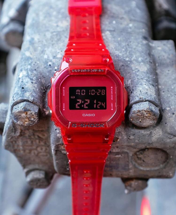 Reloj G-SHOCK DW-5600SB-4D Resina Hombre Rojo3