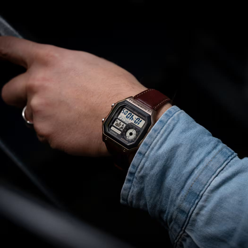 Reloj CASIO Regular AE-1200WHL-5A Resina/Cuero Juvenil Marrón3