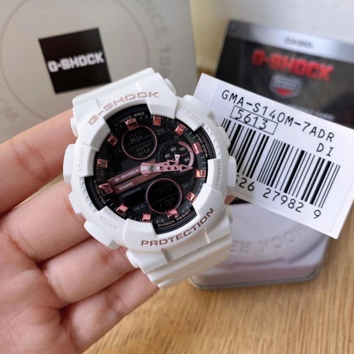 Reloj G-SHOCK GMA-S140M-7A Resina Mujer Blanco2