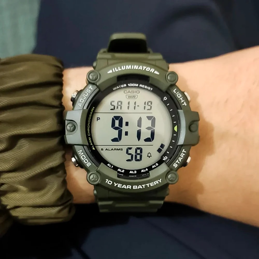 Reloj CASIO Regular AE-1500WHX-3AV Resina Juvenil Verde3