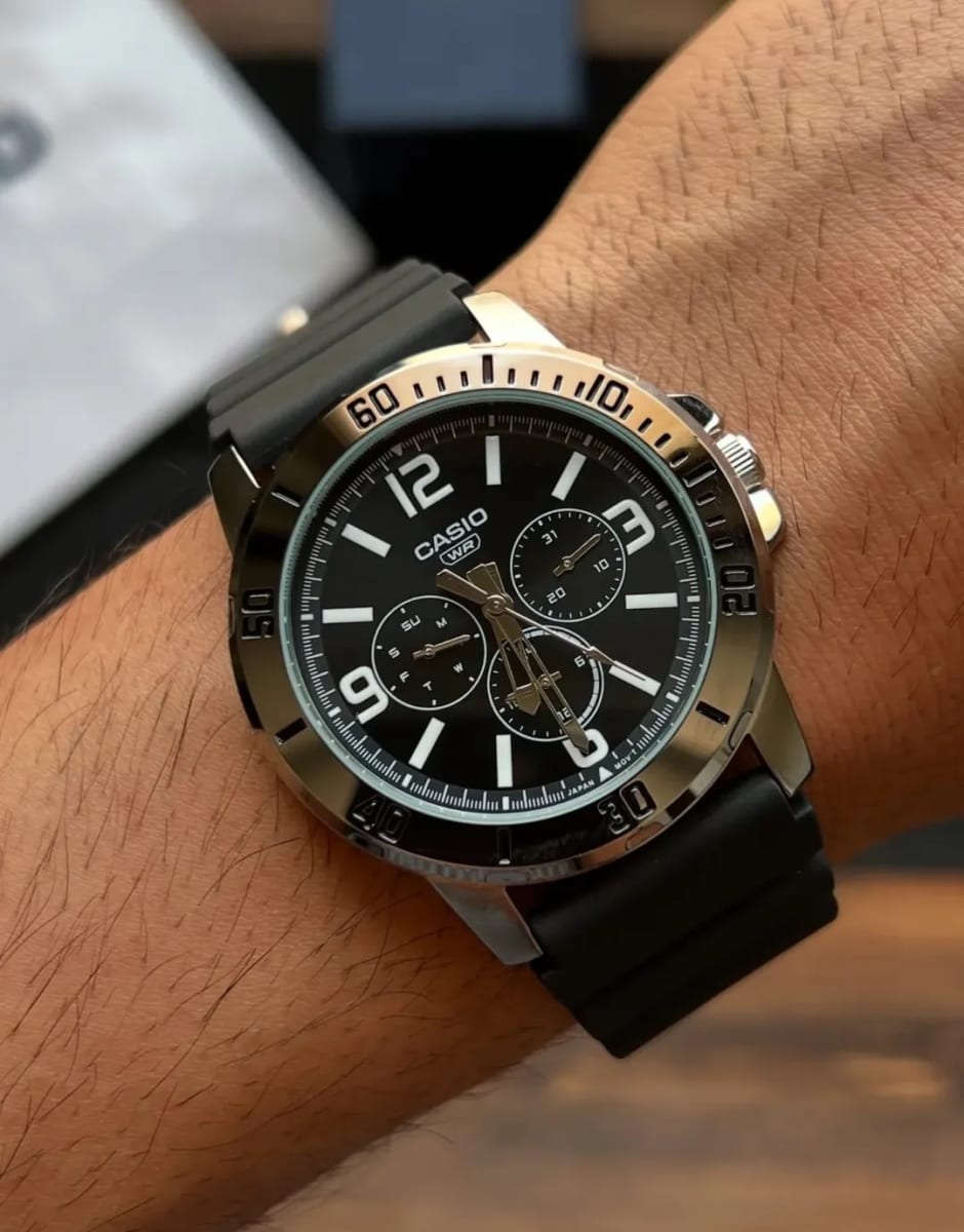 Reloj CASIO Regular MTP-VD300-1B Acero/Resina Hombre Plateado/Negro2