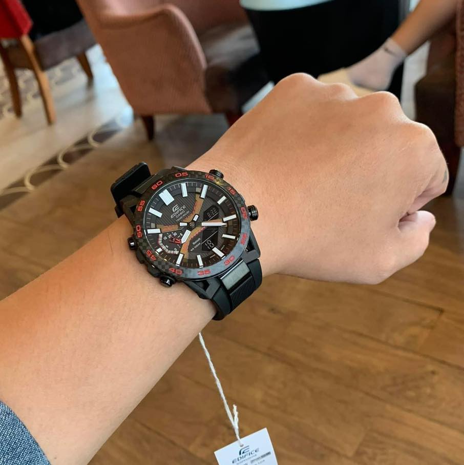 Reloj EDIFICE ECB-2000PB-1A Acero Hombre Negro4