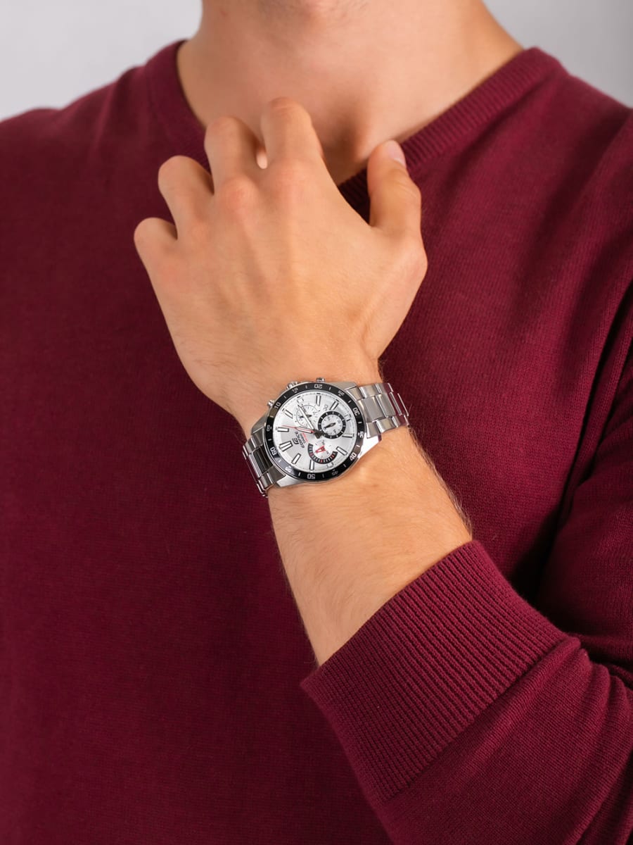 Reloj EDIFICE EFV-550D-7A Acero Hombre Plateado4