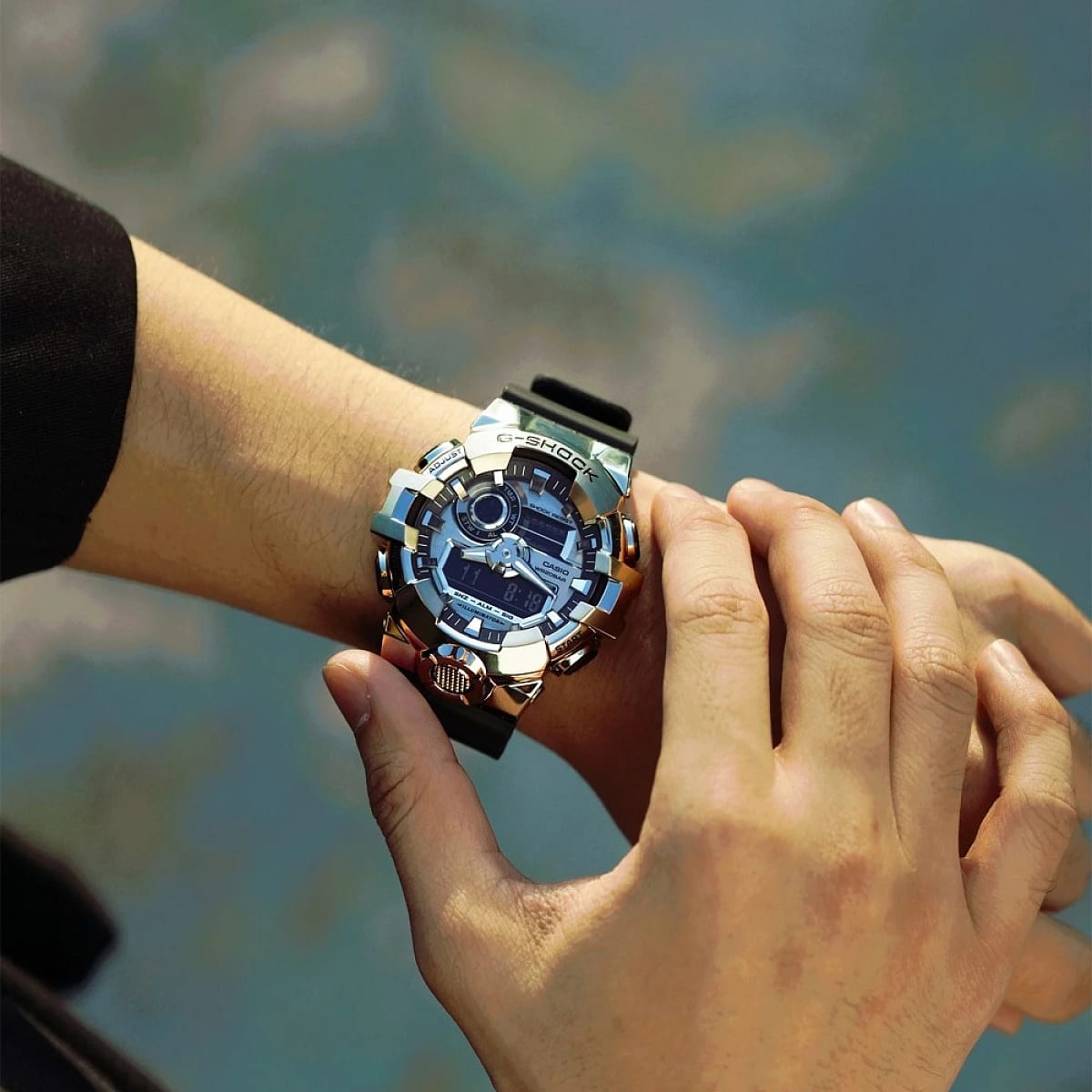 Reloj G-SHOCK GM-700-1A Resina Hombre Plateado5
