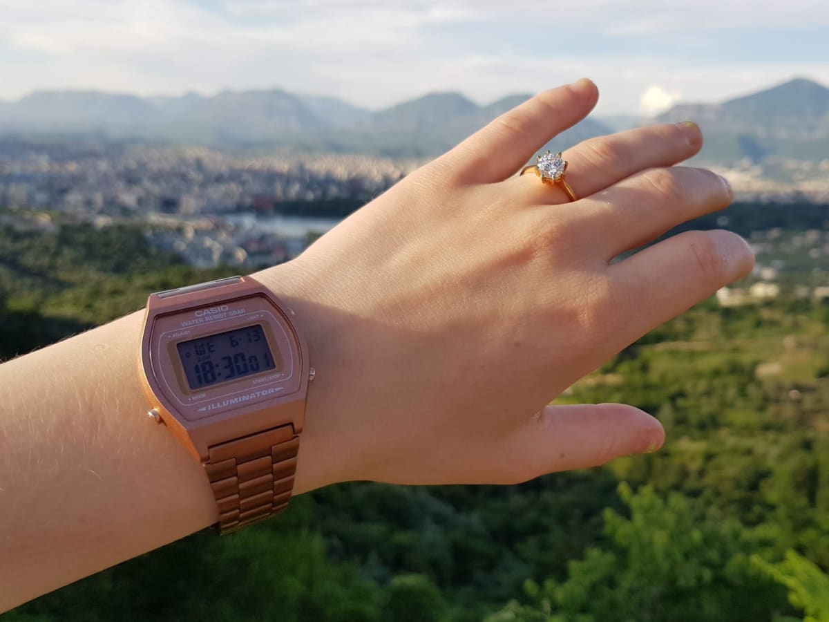 Reloj CASIO Retro B640WC-5A Resina Unisex Oro Rosa5