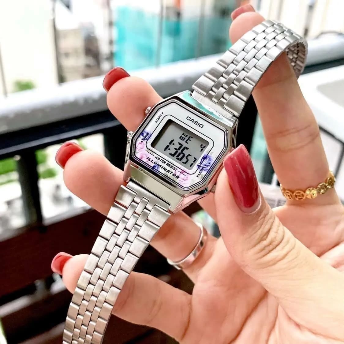 Reloj CASIO Retro LA680WA-4C Acero Mujer Plateado5